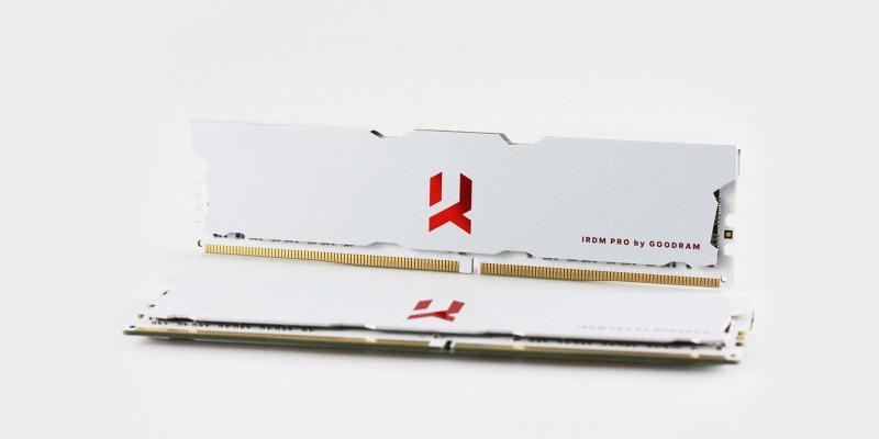 IRDM IRP-C3600L18S16GDC 8X2GB DDR4 3600MHZ PC4-28800 1.35V DUAL CHANNEL KIT PRO BEYAZ