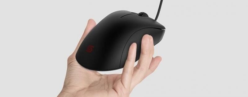 ZOWIE EC2-C Paracord Kablolu Orta Boy Sağ El Ergonomik Hafif 24 Çentik Siyah Espor