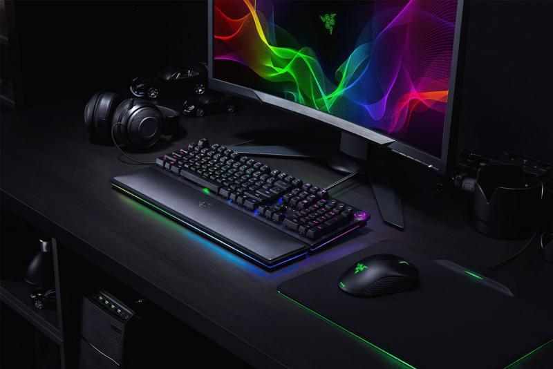 RAZER RZ03-01870100-R3M1 Kablolu Huntsman Elite Opto Mekanik EN RGB Siyah Gaming Klavye