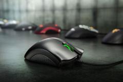RAZER RZ01-02540100-R3M1 DeathAdder Essential Kablolu Optik 6400DPI Siyah Gaming Mouse