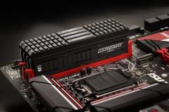 BALLISTIX BLE8G4D40BEEAK 8GB 4000MHz DDR4 CL18 Soğutuculu Masaüstü Ram