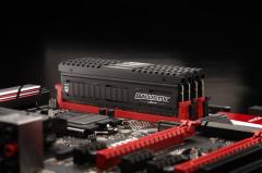 BALLISTIX BLE8G4D40BEEAK 8GB 4000MHz DDR4 CL18 Soğutuculu Masaüstü Ram